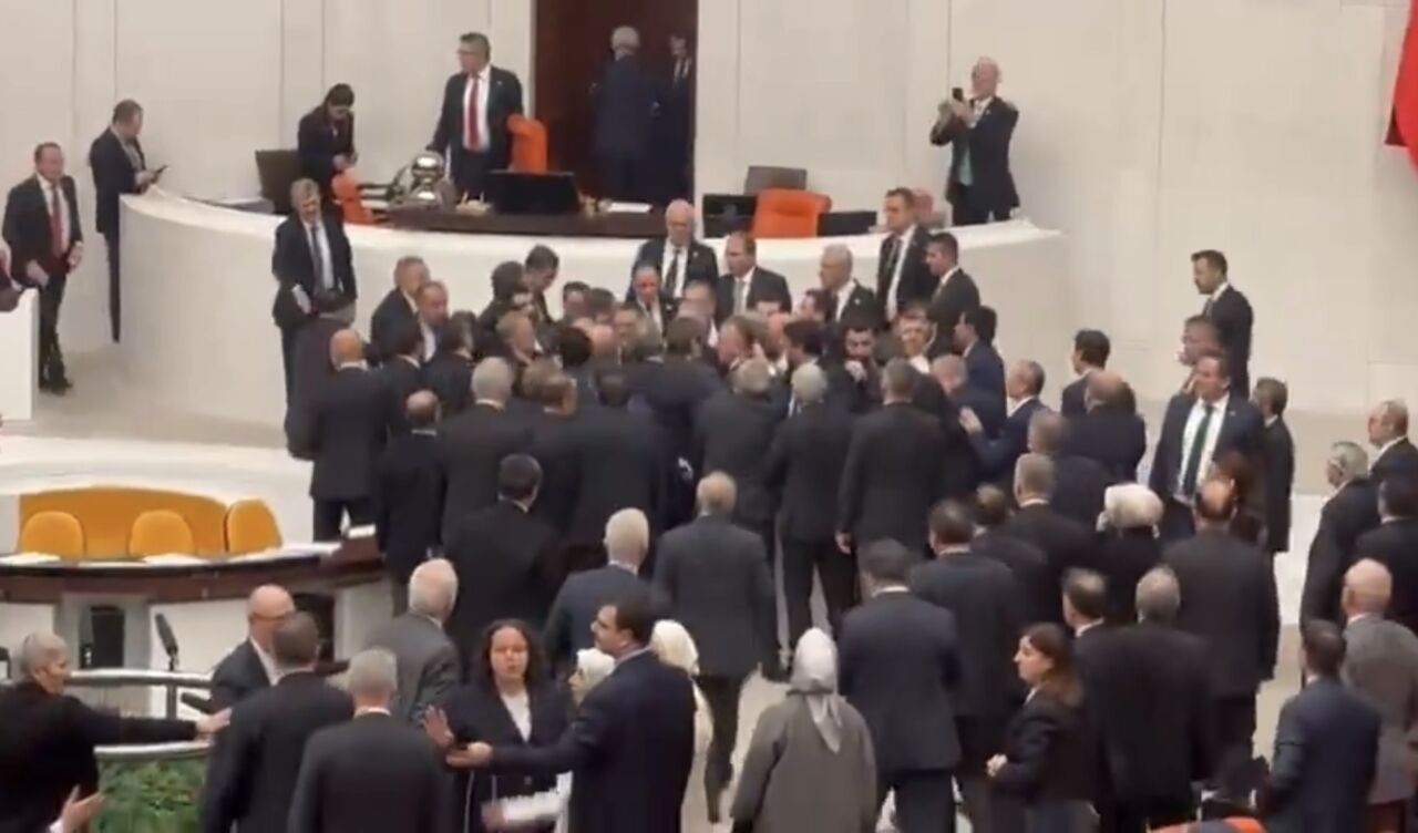 TBMM Genel Kurulu’nda en düşük emekli aylığının 20 bin TL’ye