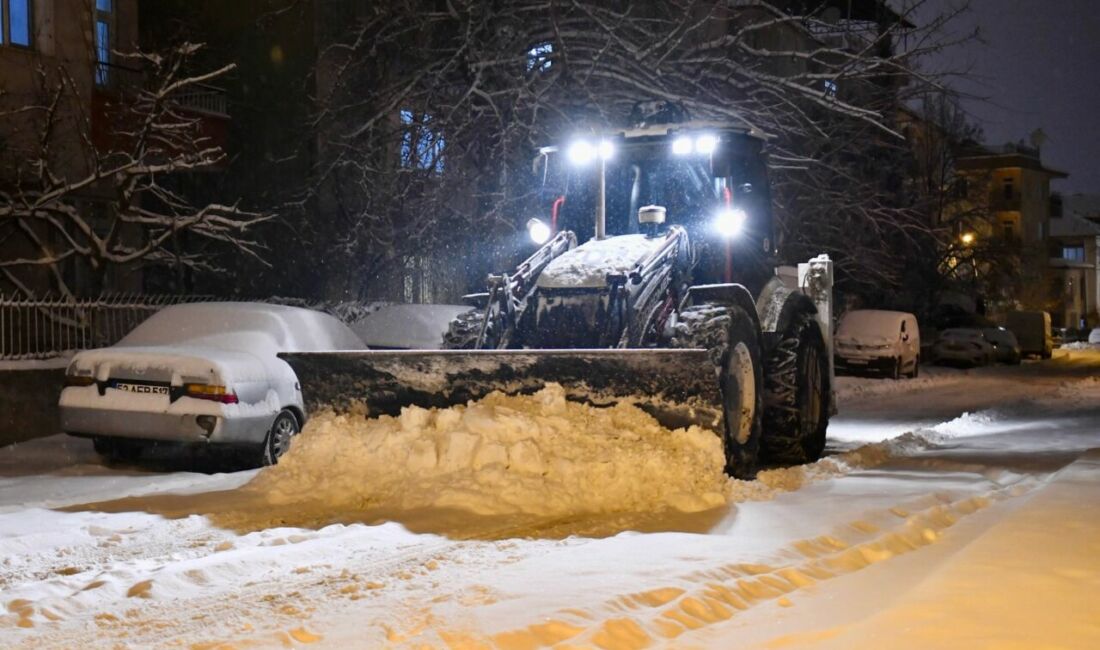 Battalgazi Belediyesi, yoğun kar yağışına karşı ilçe genelinde yol açma,