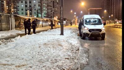 Malatya’nın Yeşilyurt ilçesinde husumetli şahıslar arasında çıkan bıçaklı kavgada 2’si
