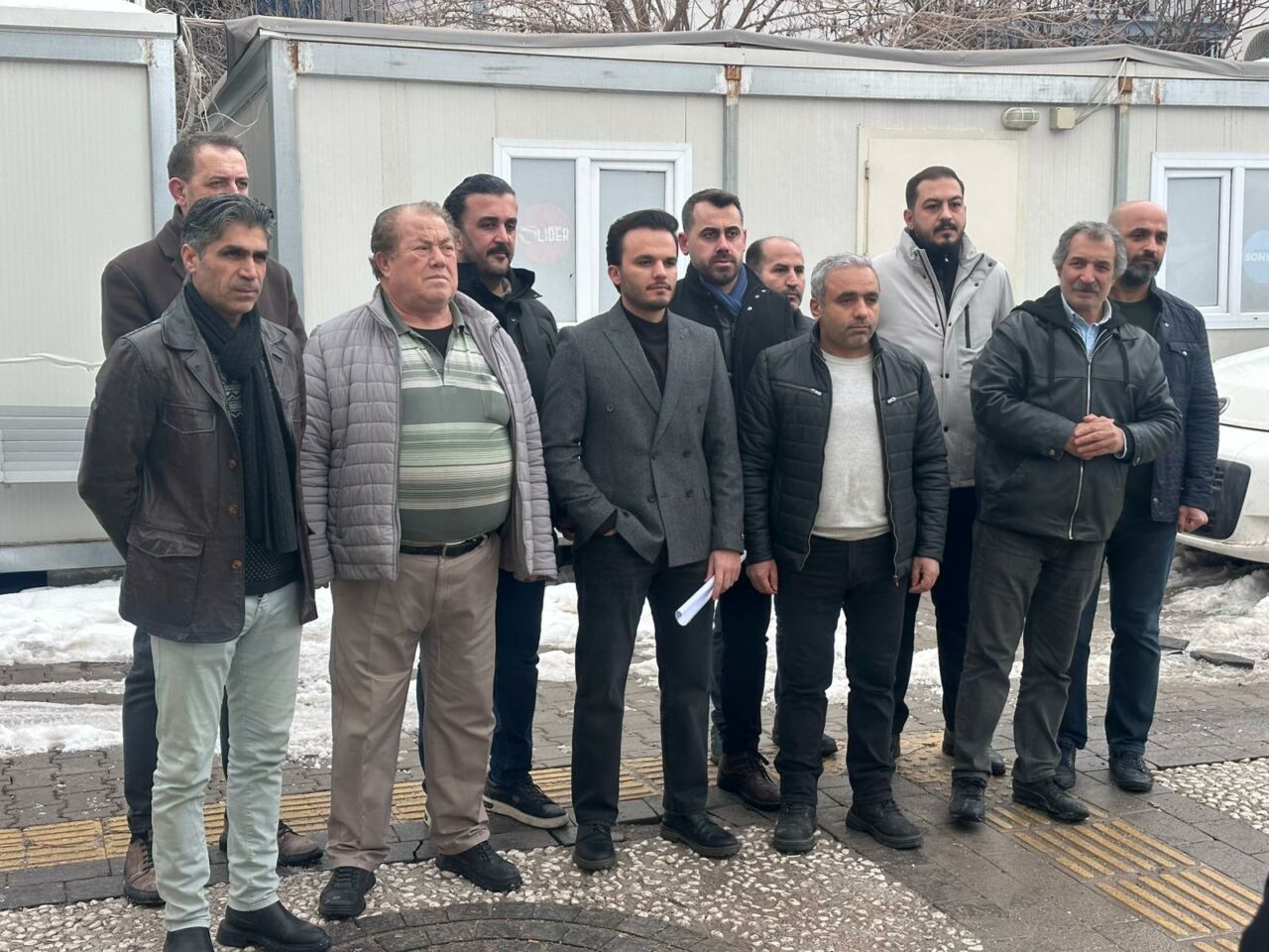 Özel Özel Eğitim Konfederasyonu adına açıklama yapan Emre Görgülü, özel