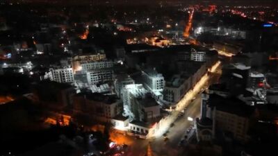 6 Şubat depremlerinde ağır hasar alan Malatya kent merkezinde yürütülen