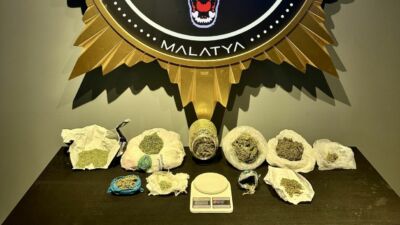 Malatya’da narkotik ekiplerinin sokak satıcılarına yönelik düzenlediği operasyonda 800 gram