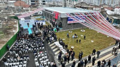 Yeşilyurt Belediyesi’nin sosyal belediyecilik projeleri kapsamında Karakavak Mahallesi’nde yapımı tamamlanan