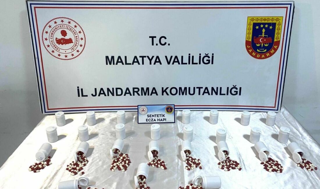 Malatya’nın Battalgazi ilçesinde jandarma ekiplerince düzenlenen iki ayrı operasyonda toplam