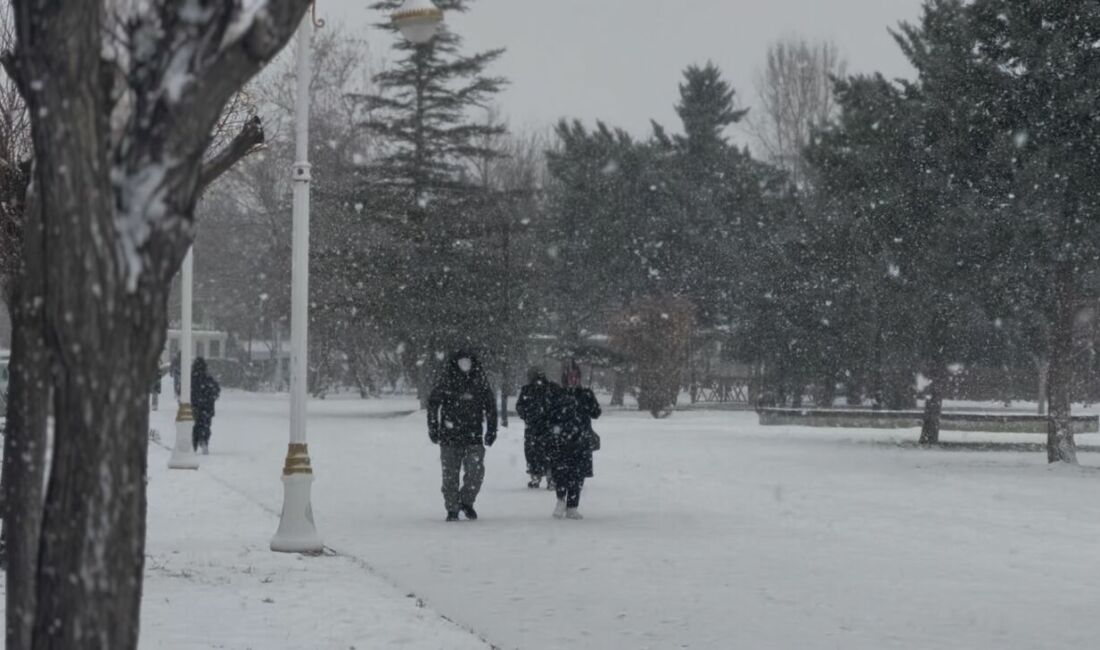 Malatya’da etkili olan yoğun kar yağışı ve tipi nedeniyle il