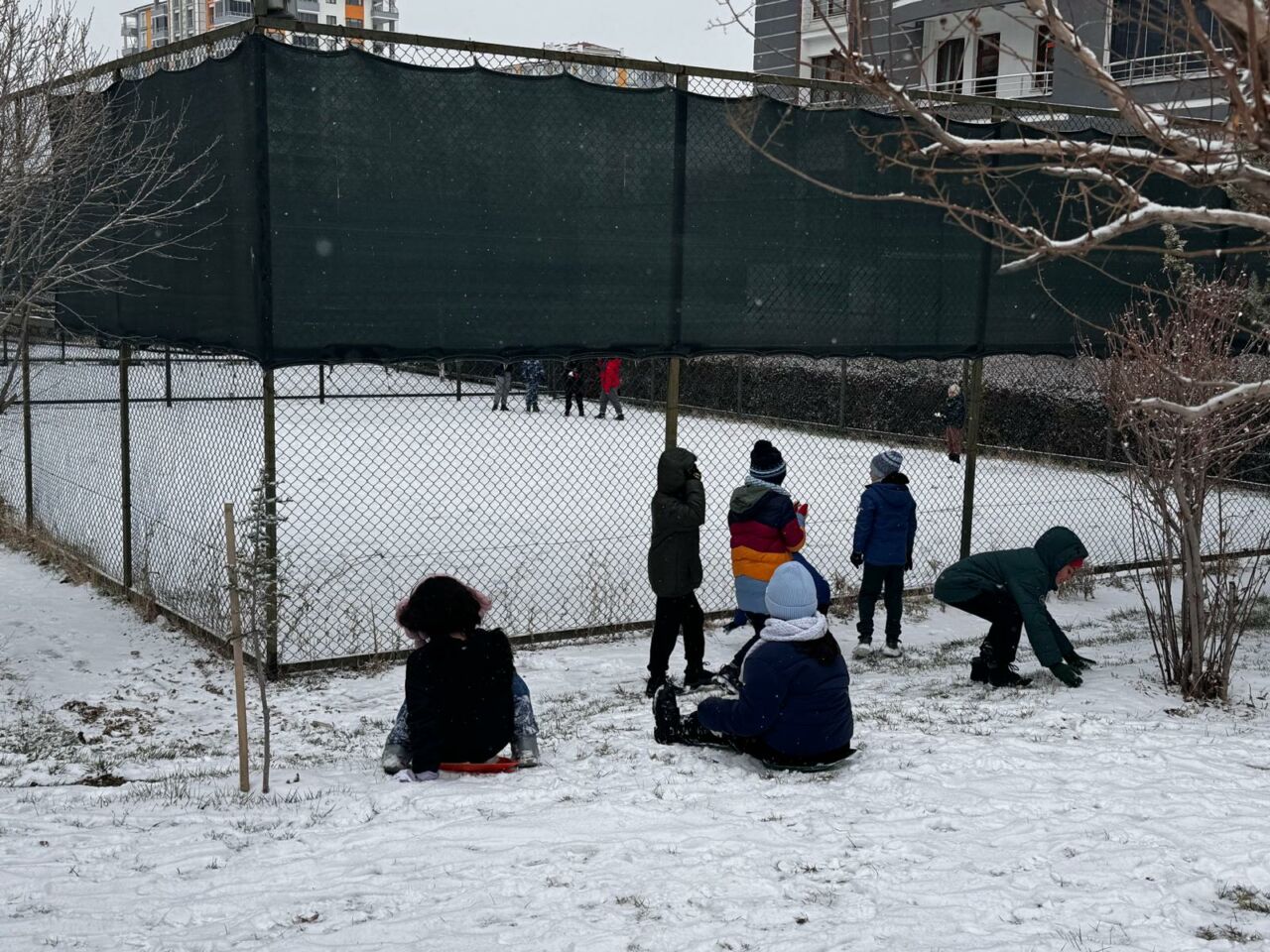 Malatya’da iki gündür etkili olan kar yağışı, okulların tatil olmasıyla