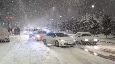 Malatya’da Kar Yağışı Ulaşımı Felç Etti Malatya’da etkisini artıran kar yağışı ve buzlanma nedeniyle ulaşımda aksamalar