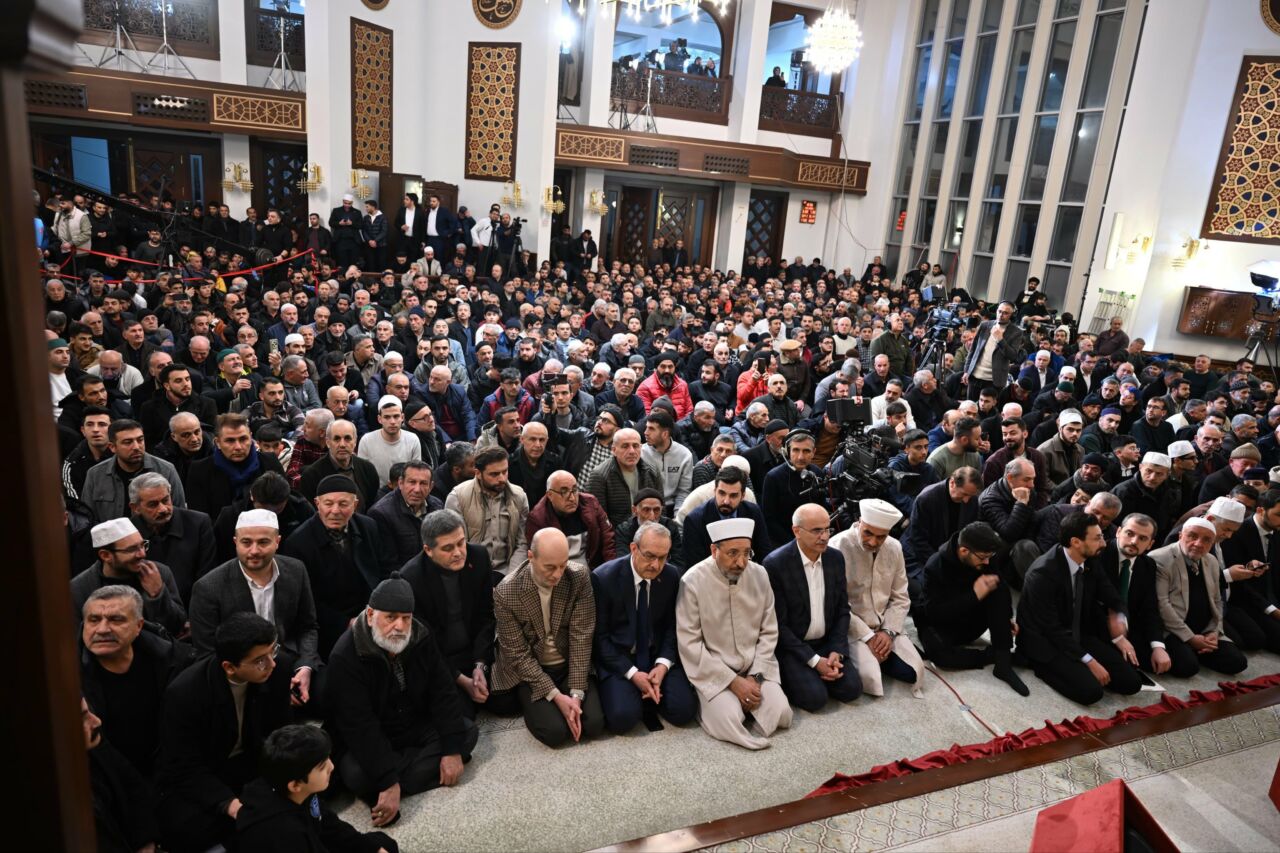 Diyanet İşleri Başkanı Prof. Dr. Safi Arpaguş’un katılımıyla Malatya’daki Karagözlüler