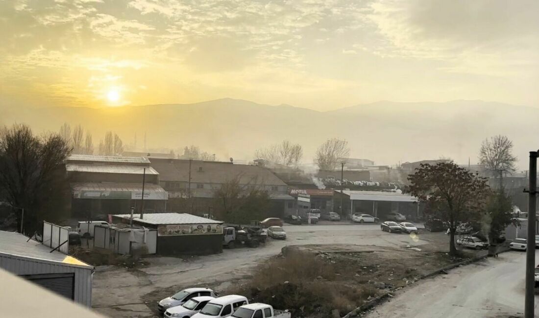 Malatya’da Altay Kışlası’nda yapımı tamamlanan 714 iş yeri için kura