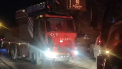 Malatya’nın Battalgazi ilçesinde tek katlı müstakil bir evde çıkan yangın