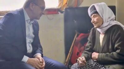 Vali Seddar Yavuz’dan Anlamlı Ziyaret: “Devlet Her Zaman Vatandaşının Yanında” Malatya Valisi Seddar Yavuz, Battalgazi ilçesinde 90 yaş üzerindeki Bessey