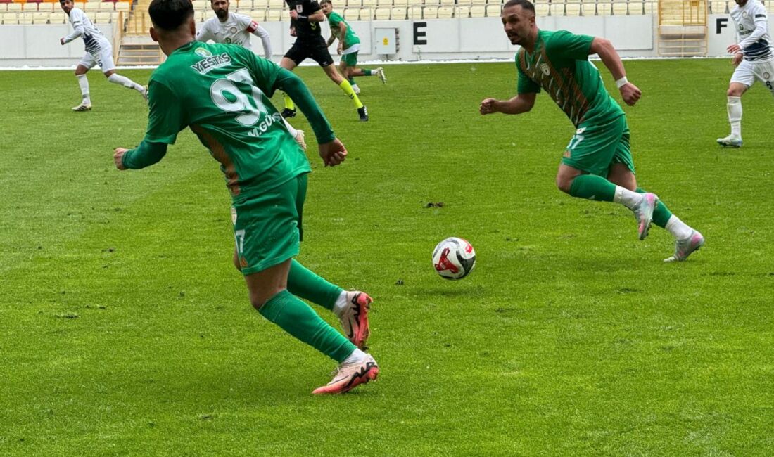 TFF 3. Lig’de Yeni Malatya Stadyumu’nda oynanan Malatya Yeşilyurtspor –