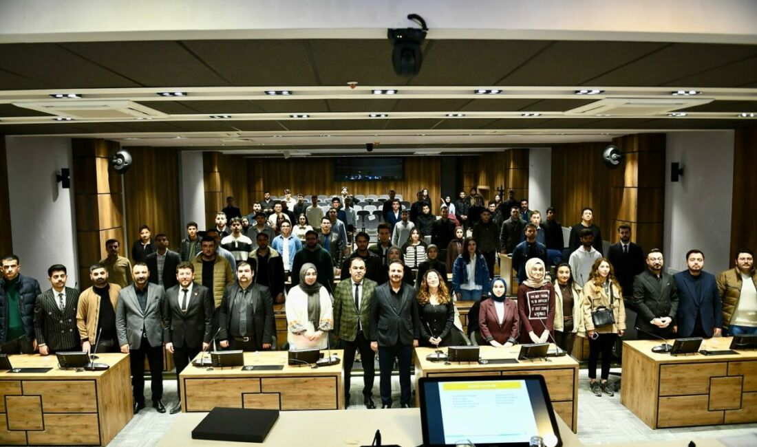 Yeşilyurt Belediyesi tarafından 2025 yılında hayata geçirilen Yeşilyurt Genç Meclisi’nin