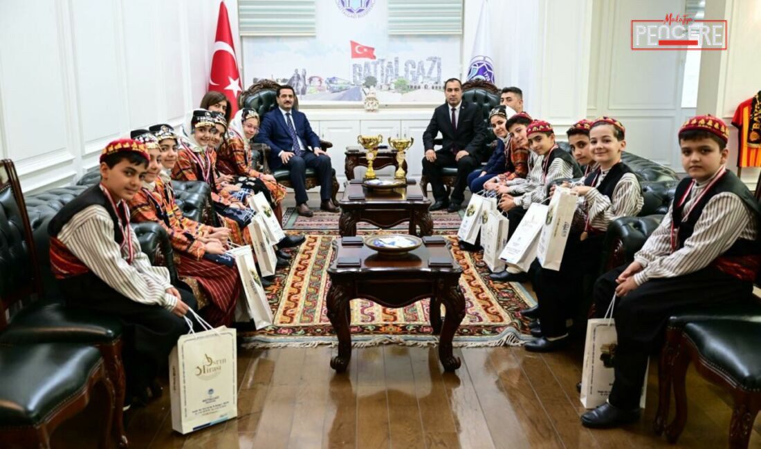 Malatya’da il birincisi olan Battalgazi Belediyespor minik folklor ekibi, kazandıkları