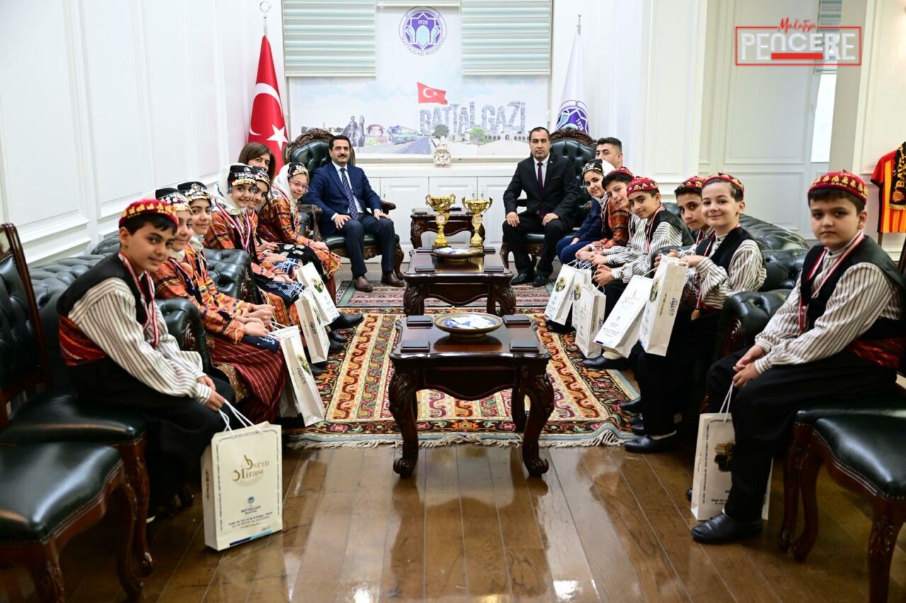 Malatya’da il birincisi olan Battalgazi Belediyespor minik folklor ekibi, kazandıkları