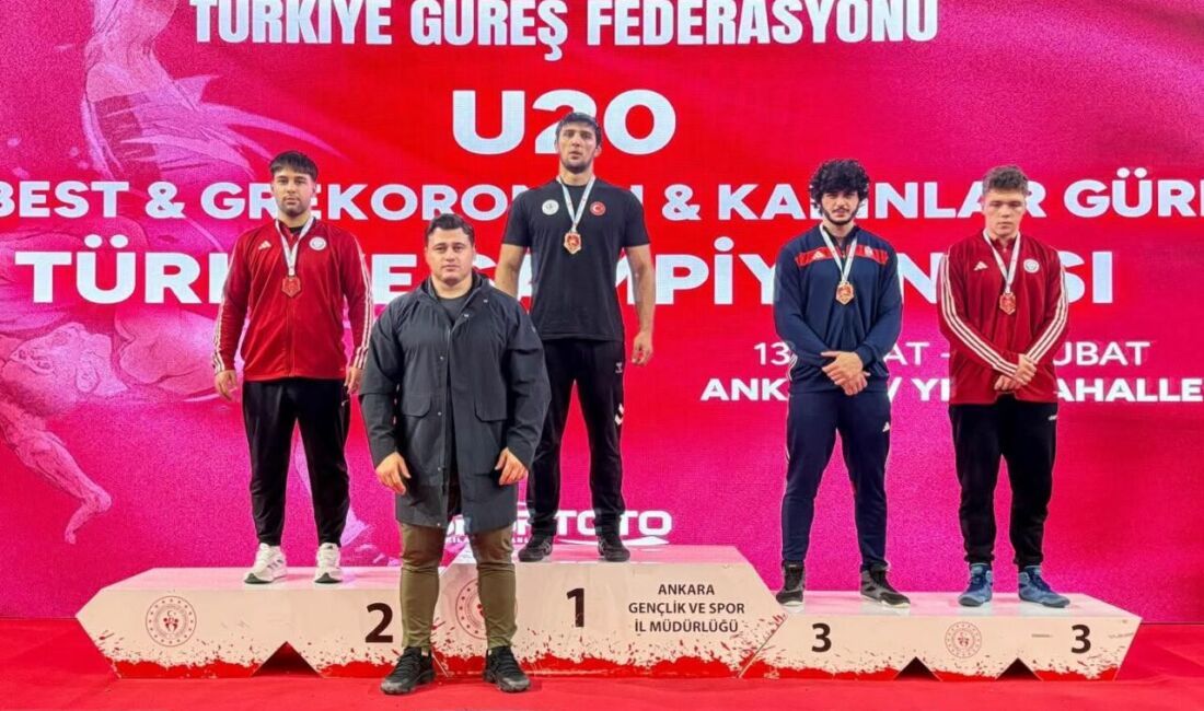 Ankara’da düzenlenen U20 Greko-Romen Türkiye Şampiyonası’nda Malatya’yı temsil eden sporcular