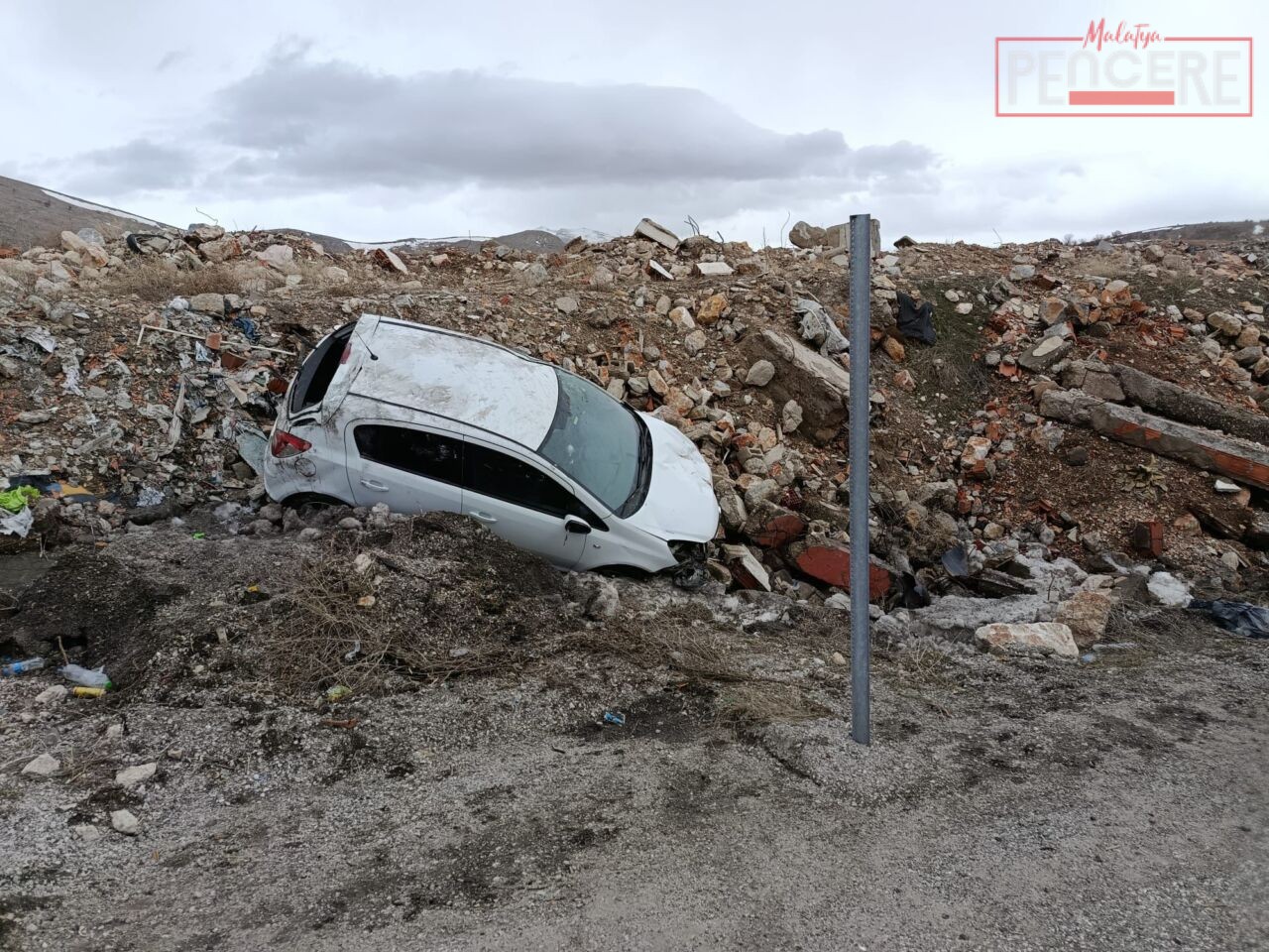 Malatya’nın Doğanşehir ilçesine bağlı Erkenek Mahallesi’nde meydana gelen trafik kazasında