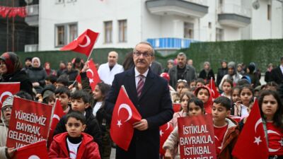 Vali Seddar Yavuz, Türkiye Yüzyılı Maarif Modeli Törenine Katıldı Malatya’da Fatih İlkokulu’nda düzenlenen törende konuşan Vali Seddar Yavuz, Türkiye