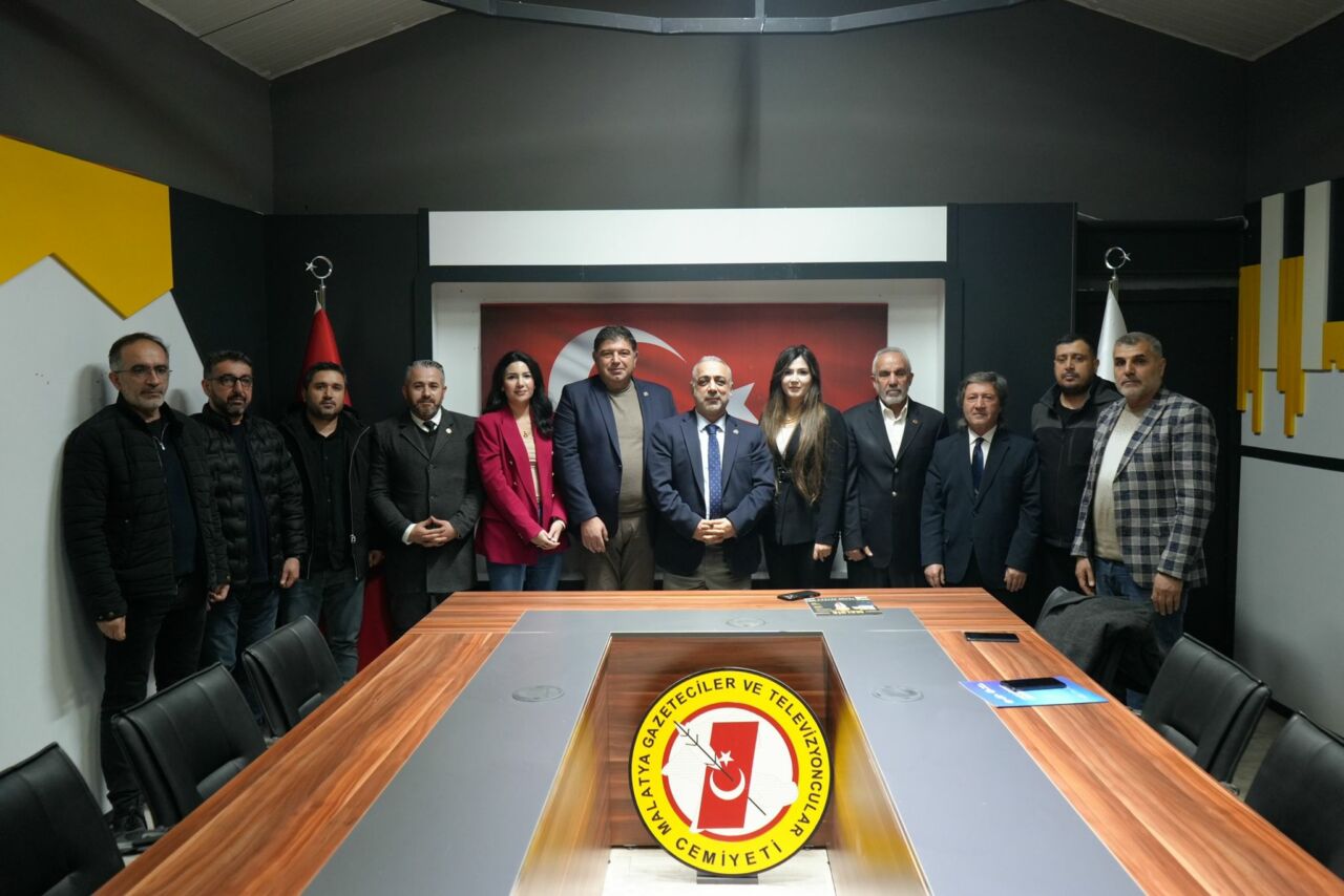 Malatya Gazeteciler ve Televizyoncular Cemiyeti Başkanı Mehmet Aydın ve yeni