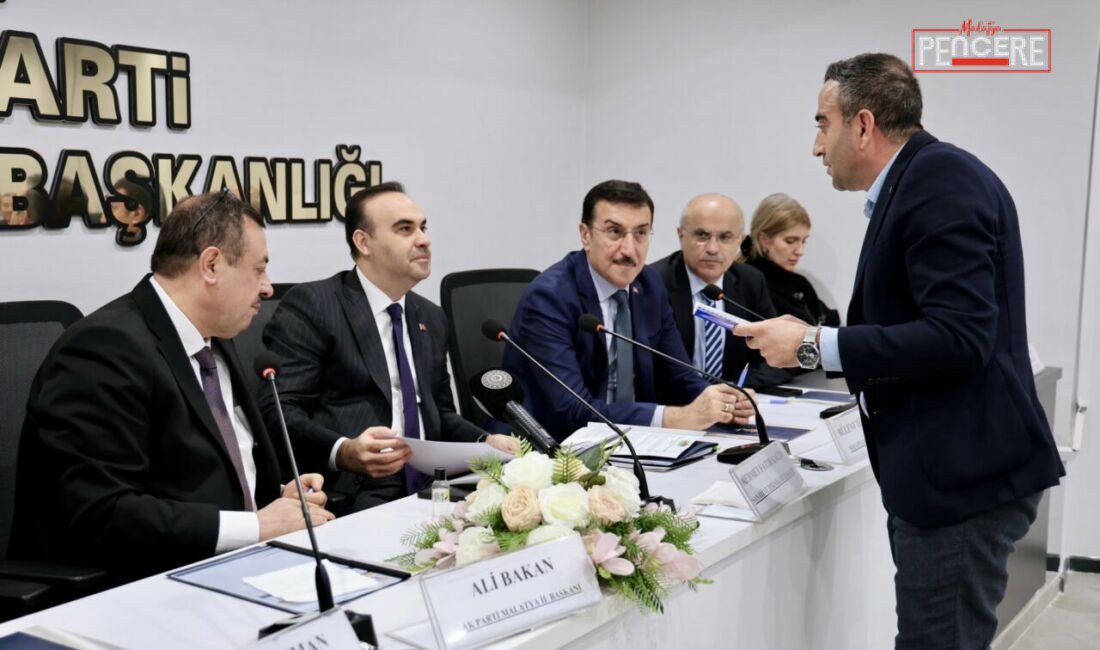 Hasan Ulutaş, Sanayi ve Teknoloji Bakanı Mehmet Fatih Kacır ile