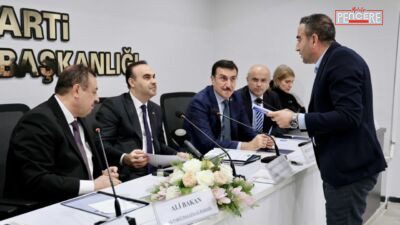 Hasan Ulutaş, Sanayi ve Teknoloji Bakanı Mehmet Fatih Kacır ile