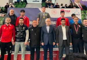 Malatya Levent Kanyonu Spor Kulübü sporcusu Vahap Ali Özen, Kocaeli’de