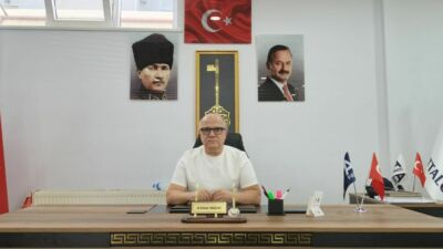 Anahtar Parti Battalgazi İlçe Başkanı Yağlıcı’dan Esenlik’e Sert Eleştiri Anahtar Parti Battalgazi İlçe Başkanı A. Erhan Yağlıcı, Malatya Büyükşehir
