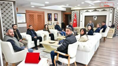 Malatya Gazeteciler ve Televizyoncular Cemiyeti (MGTC) Başkanı Mehmet Aydın ve