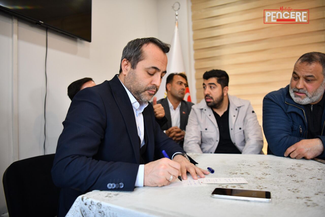 AK Parti Malatya Milletvekili Abdurrahman Babacan, Malatya Muhtarlar Derneği’nde 13