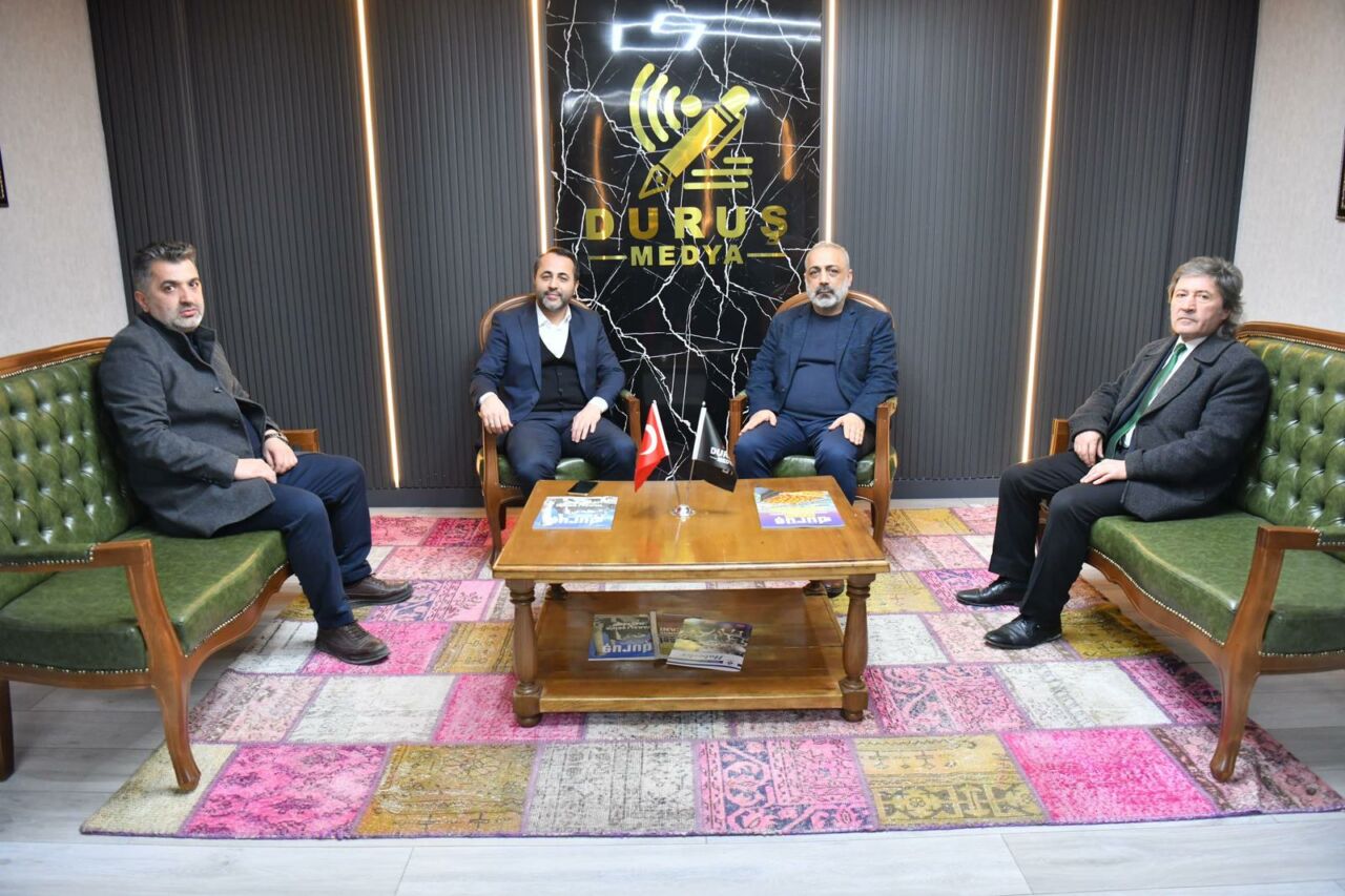 AK Parti Malatya Milletvekili Abdurrahman Babacan, kentte faaliyet gösteren basın