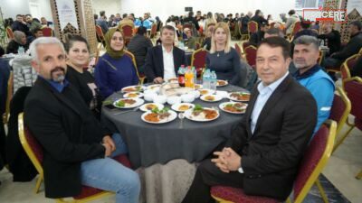 Adıyaman Belediye Başkanı Abdurrahman Tutdere, geleneksel iftar programında belediye personeli