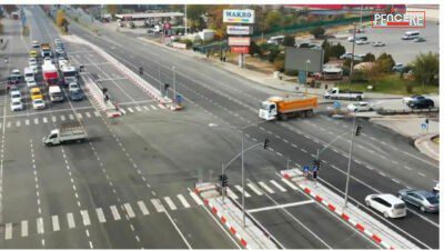 Trafik güvenliğini artırmak amacıyla akıllı ulaşım sistemleri, dijital ekranlar ve