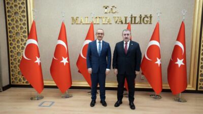 Büyük Birlik Partisi Genel Başkanı Mustafa Destici, il kongresine katılmak