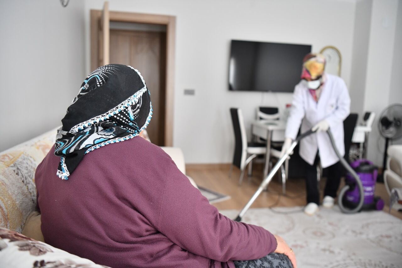 Yeşilyurt Belediyesi, sosyal belediyecilik anlayışıyla hayata geçirdiği ‘Baştacı’ Projesi kapsamında