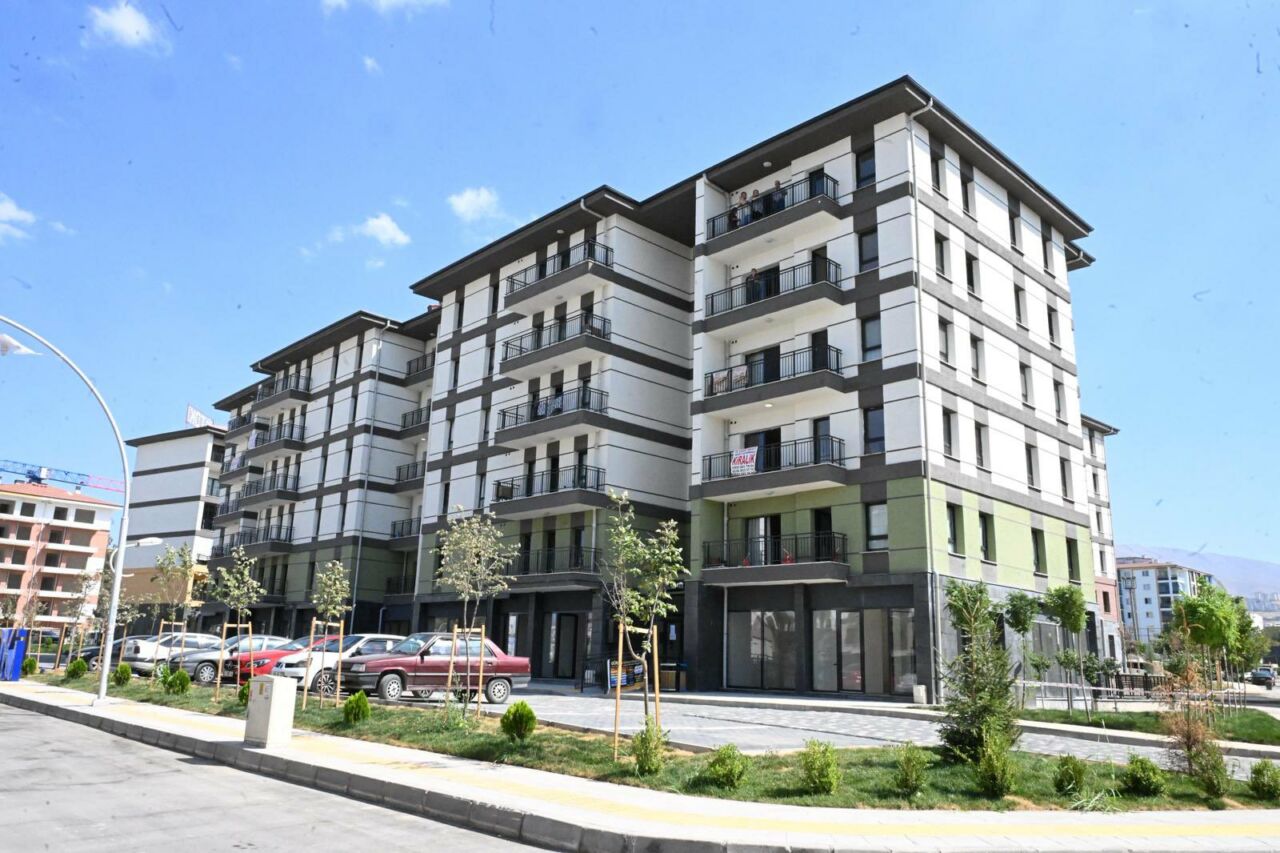 Malatya Valisi Seddar Yavuz, 6 Şubat depremleri sonrası yürütülen yeniden