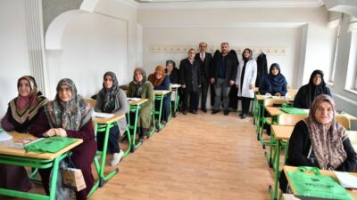Yeşilyurt Belediyesi ile İlçe Halk Eğitim Merkezi iş birliğinde Topsöğüt