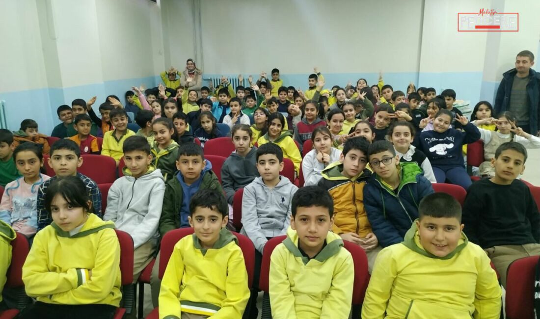 Malatya’nın Battalgazi ilçesinde iki ilkokulda 3. ve 4. sınıf öğrencilerine