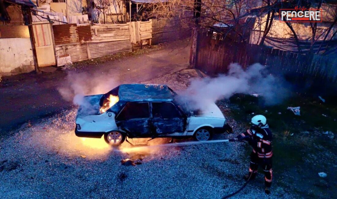 Malatya’nın Yeşilyurt ilçesi Karakavak Mahallesi’nde akşam saatlerinde çıkan araç yangınının,