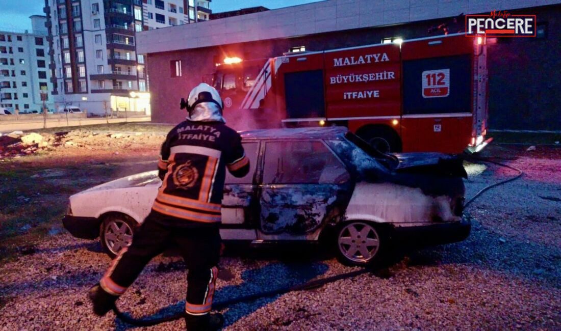 Malatya’nın Yeşilyurt ilçesi Karakavak Mahallesi’nde park halindeki bir otomobilde çıkan