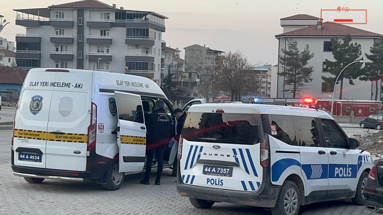 Malatya’nın Battalgazi ilçesinde iftar saatine dakikalar kala çıkan bıçaklı kavgada