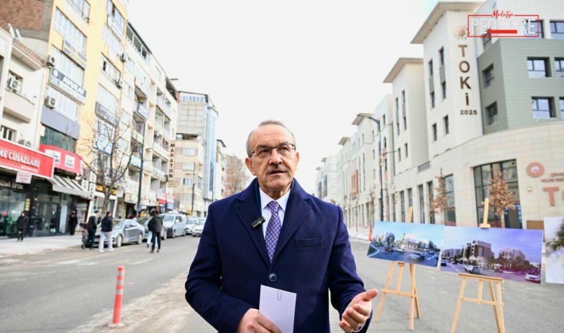 6 Şubat depremlerinde ağır hasar alan Malatya çarşı merkezinde yürütülen