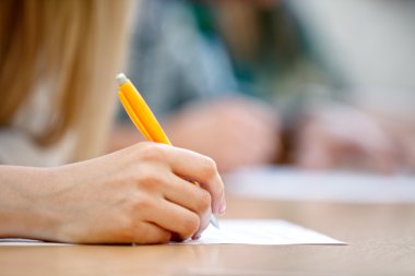 Milli Eğitim Bakanlığı tarafından yayımlanan yeni yönetmelikle birlikte yük, eşya