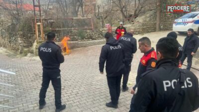 Elazığ’ın Keban ilçesinde İlçe Emniyet Müdürlüğü personeline yönelik yangın tatbikatı