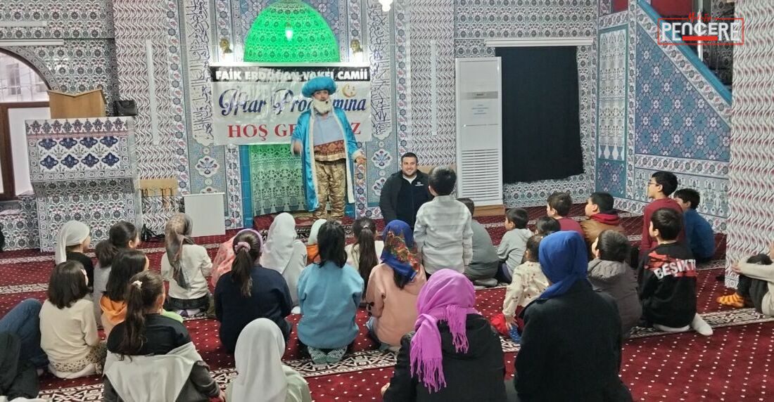 Malatya İnönü Mahallesi’ndeki Faik Erdoğan Vakfı Camii’nde Kur’an kursu öğrencileri