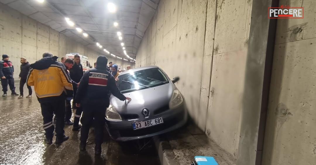 Malatya-Adıyaman karayolunda Erkenek Tüneli’nde meydana gelen kazada kontrolden çıkan otomobil