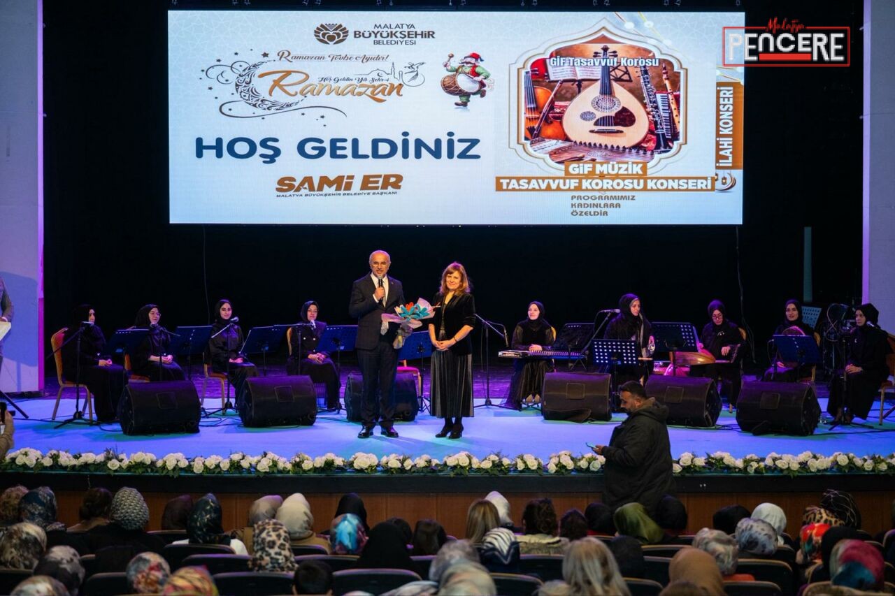 Malatya Büyükşehir Belediye Başkanı Sami Er ve eşi Sevgi Er,