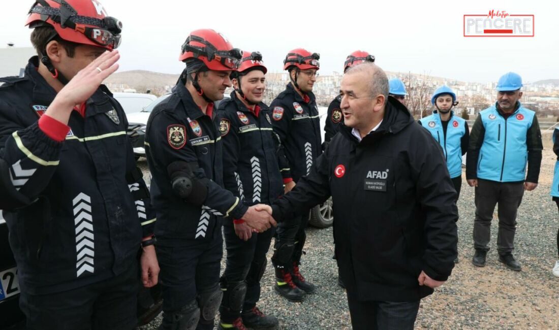 01-07 Mart Deprem Haftası kapsamında AFAD koordinasyonunda düzenlenen tatbikata Elazığ
