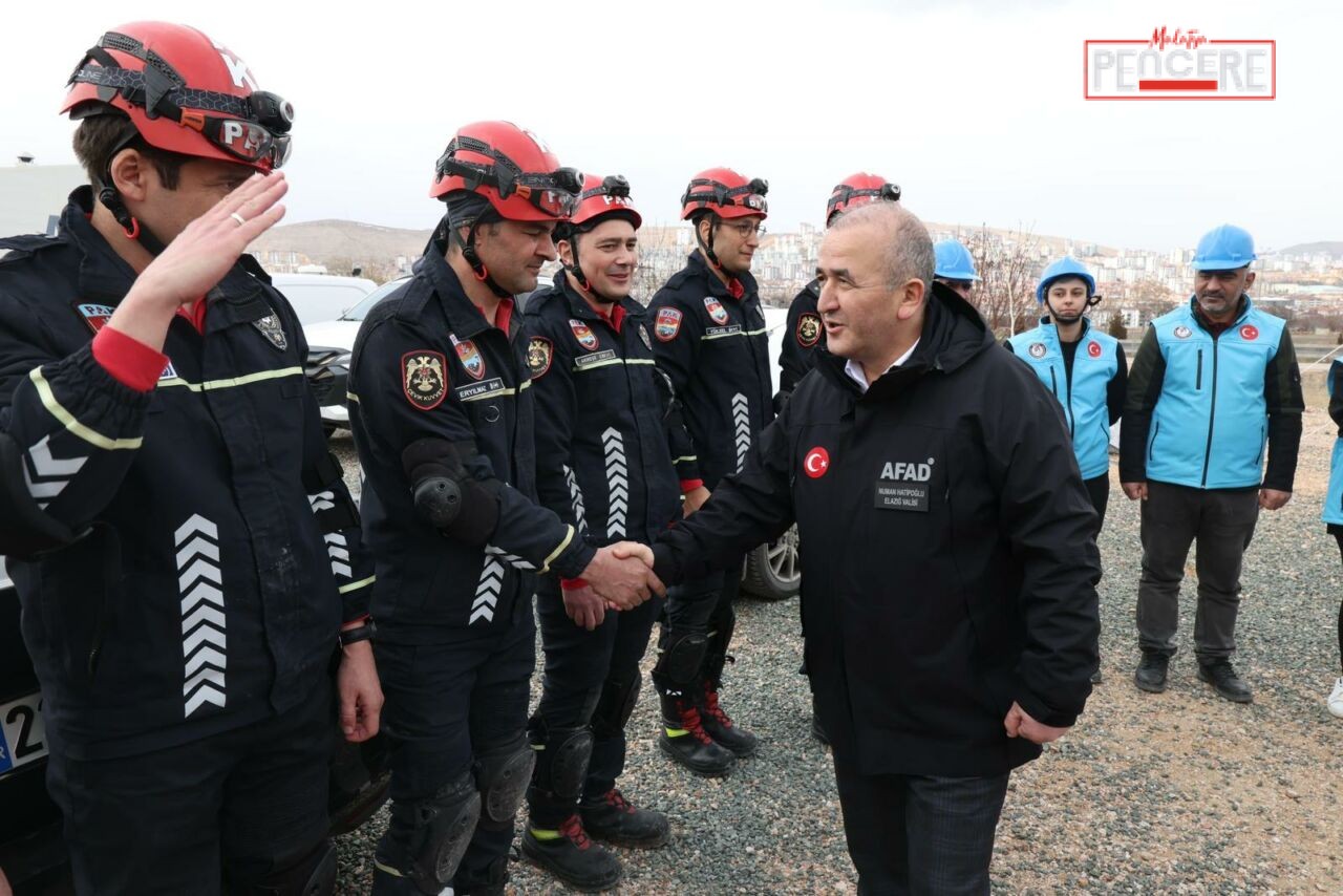 01-07 Mart Deprem Haftası kapsamında AFAD koordinasyonunda düzenlenen tatbikata Elazığ