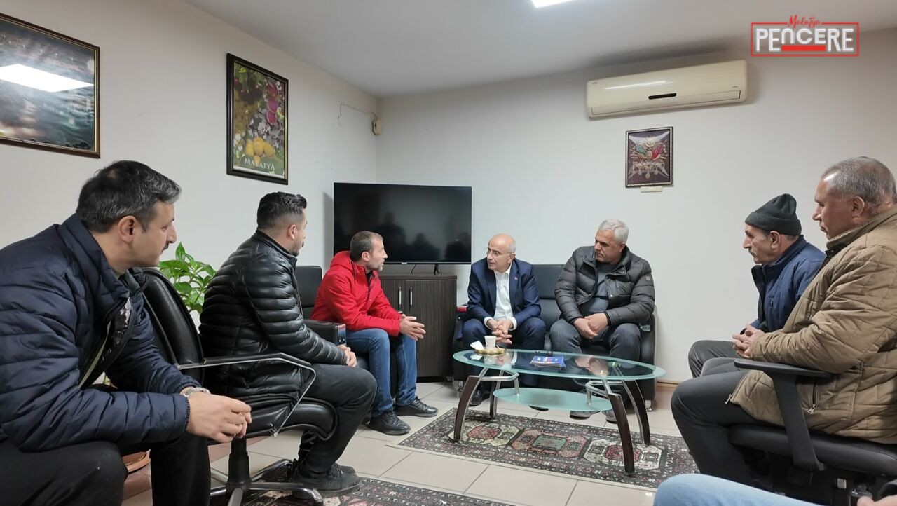 Malatya Büyükşehir Belediye Başkanı Sami Er, MAŞTİ’de taksici esnafıyla bir
