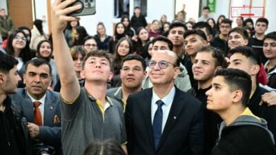 Yeşilyurt Belediye Başkanı Prof. Dr. İlhan Geçit, “Aklıma Takıldı” projesi